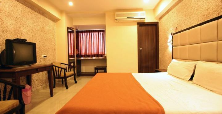 Hotel Maan Residency Satellite Road Ahmedabad Eksteriør billede